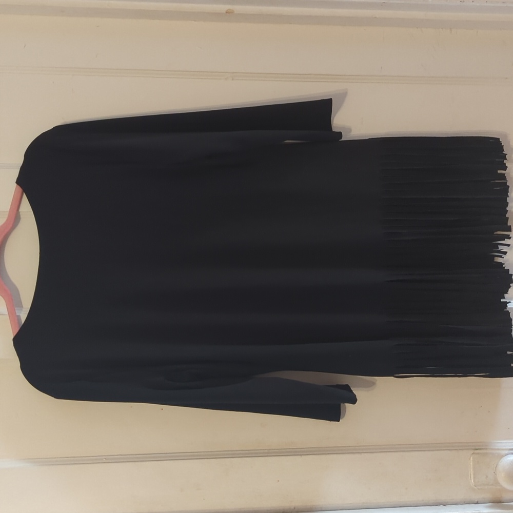 Frank Lyman Fringe Tunic - Picture 4 of 4